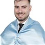 Graduado en Filología Clásica imparte clases de Latín y Griego (todos los niveles), Lengua, y Mates e inglés para primaria