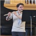 Laureato al conservatorio vincenzo bellini di catania impartisce lezioni private di flauto traverso e preparazione alle ammissioni
