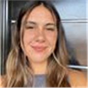 Profesora imparto clases para niños de todas las edades