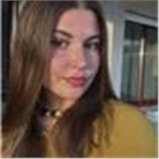 Profesora estudiando Magisterio con 2 años de experiencias impartiendo todas las asignaturas en clases particulares en la ESO.