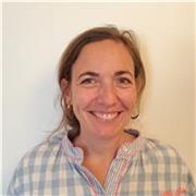 Professeure des écoles diplômée, je donne des cours de français et maths, soutien scolaire, méthodologie et coatching.