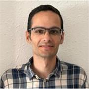 Graduado en filología inglesa da clases de inglés de niveles de Cambridge