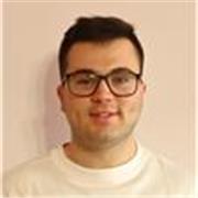 Soy estudiante de Ingeniería Química en la UB. Doy clases de Matematicas, Física y Química para ESO y Bachillerato. 