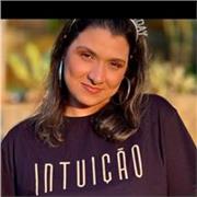 Babá para crianças de 4 a 10 anos, curso licenciatura em artes visuais e proporciono atividades lúdicas e divertidas