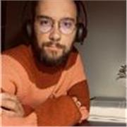 Paciente, abierto que le gusta transmitir cuando enseña y habla. Me gustaría dar apoyo a personas que están trabajando asignaturas que yo ya he cursado 