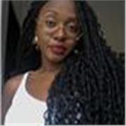 Oi! Sou a Gabriela, estudante de Letras na USP, e trabalho com ensino da Língua Portuguesa