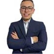 ???? Clases de Inglés Personalizadas
Mejora tu inglés con clases dinámicas, a tu ritmo.??Online o presencial | ?? Horarios varios