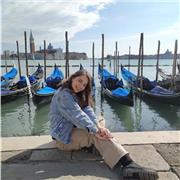 Madrelingua russa offe le lezioni di tutti i livelli oppure conversazioni in lingua a Verona