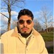 Un tutor de Español que enseña a niños de todas las edades