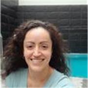 Profesora divertida con mucha paciencia, apto para todas las edades 