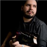 Profesor dicta clases de música en general y para todas las edades