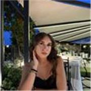 Cerchi un tutor per ripetizioni di italiano ma sei timido/a e non ti va di stare in videochiamata? sei nel posto giusto! 