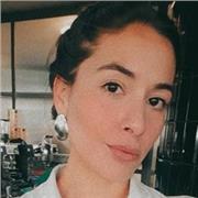 Profesora de español con experiencia en Costa Rica enseñando a personas de habla ingles a practicar y aprender español.