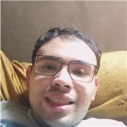 Professor de Português que tem ensino voltado para o ENEM