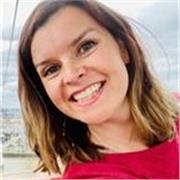 Qualified and highly experienced GCSE English language, literature & functional skills tutor