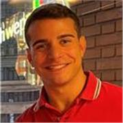 Professore di spagnolo e inglese offre lezioni online ad adolescenti e adulti