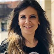 Profesora de castellano para todas las edades, con acreditación DELE por el Instituto Cervantes.
Maestra de Inglés y Primaria.
Especializada y amante de las artes plásticas y visuales, así como la historia del arte.
Considero muy importante estar al día y