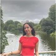 Soy una persona organizada, con gran pasión por la ciencia y la enseñanza. 