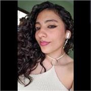 Traductora de textos en inglés a español y de español a inglés. También de textos alemanes al español. Además doy clases de inglés hasta el B1