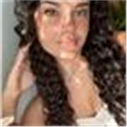 Profesora de Lengua Castellana y Literatura para niveles de primaria, ESO y Bachillerato.