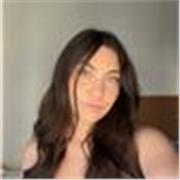 Profesora de primaria especializada en pedagogía terapéutica para infantil, primaria y ESO.