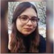 Ciao, sono Monica. Sono un'ex studentessa, disponibile in italiano (anche per stranieri), francese, diritto e geostoria. 