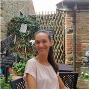 Insegnante per aiuto compiti per le materie di Italiano, Storia, Geografia, Arte e lingua francese