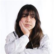 Profesora de inglés con nivel nativo y estudiante de filología inglesa da clases a todos los niveles