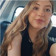 Estudiante Universitaria de último curso del Grado en Biología, disponible para todos los niveles