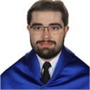 Profesor titulado en Física con Máster de Enseñanza y con experiencia laboral en institutos imparte clases de manera online