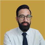 Advogado, Bacharel em Direito e especialista em direito previdenciário