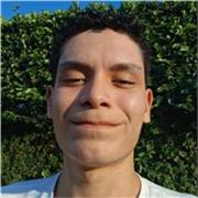 Dou aulas de Inglês para adolescentes ou maiores de 18 anos, com ensino fácil e aplicado ao aluno em particula