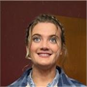 Native English teacher with 3 years of experience offers private lessons for children and adults in the city of Salamanca. 