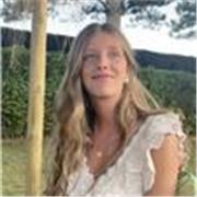 Explicó mates de forma clara y cercana; doy clases a primaria y secundaria