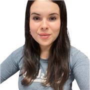 Diplomata in lingue impartisce lezioni di inglese e spagnolo per bimbi delle elementari ma anche per ragazzi di medie e licei