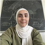 Je donne des cours particuliers à distance. Je suis etudiante en Licence de math