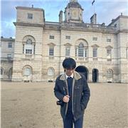 Étudiant en informatique avec un Bac mention très bien en Mathématiques et sciences de l’informatique.