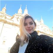 Soy profesora de inglés, español y ruso para adolescentes y adultos.