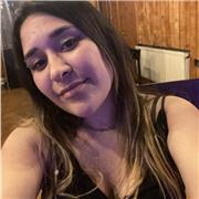 Estudiante de la carrera Administración empresas hoteleras y servicios realiza clases de portugués básico-medio-avanzado