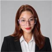 Maestra de apoyo escolar para niños y jóvenes de manera virtual