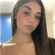 La materia che mi piacerebbe insegnare è l’italiano, nella città di Bari, sia in presenza che online.