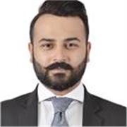 English tutor who teaches the subject to kids