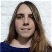 Profesora de Artes visuales con orientacion en pintura