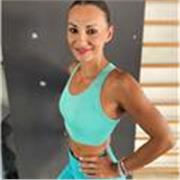 Personal Trainer Istruttrice fitness con esperienza per aiutarti a tonificare il tuo corpo ed aumentare la tua massa muscolare 
