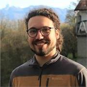 Insegnante con anni di esperienza in ambito accademico e professionale per lezioni di inglese chiare ed efficaci.