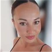 Soy maestra de Educación Espacial, actualmente trabajo en un grupo educativo con mucha flexibilidad horaria.