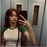 studentessa delle superiori che insegna matematica inglese e psicologia