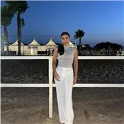 Soy estudiante de enfermería de primer curso, tengo titulo se bachillerato biosanitario y ademas dispongo un nivel C1 de ingles