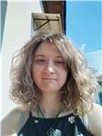 Laureata in mediazione linguistica. lingue: italiano, spagnolo e inglese conoscenza base di tedesco e francese