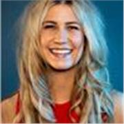 I am a female personal trainer who specialises in helping chronic illness and injury clients. I also compete within Brazilian jiujitsu and I am currently studying to be a yoga instructor which I am nearly finished. I have worked on the gym floor and a lev